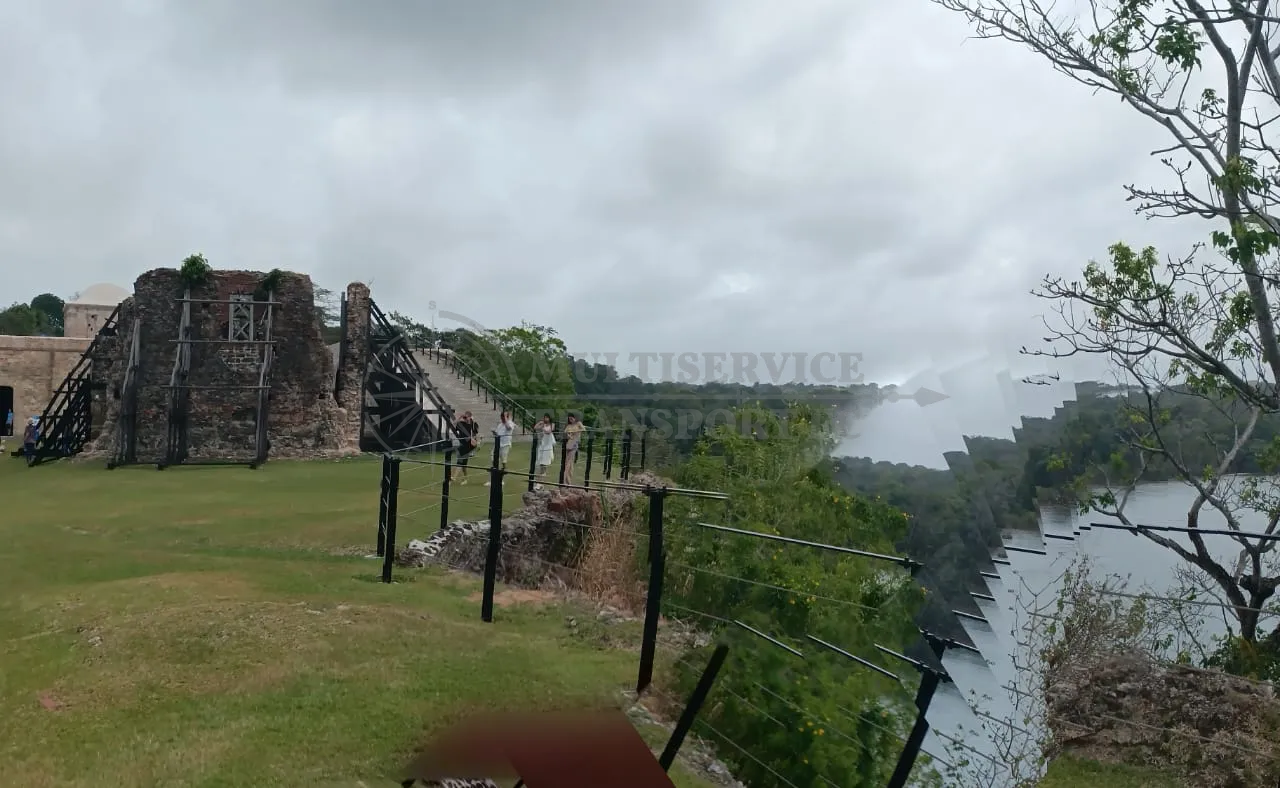 Imagen de Tour Ciudad de Colón Completo